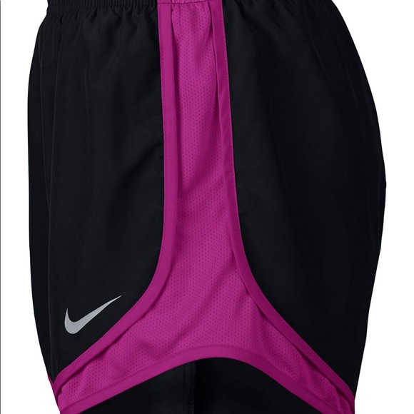 Women’s Dri-Fit Running Shorts- Size Medium - Picture 5 of 6